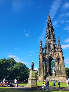 Scott Monument