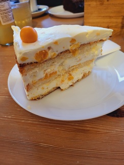 Cafe Bahar: Mango-Orangen-Torte