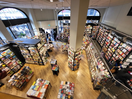 2025 Amsterdam Waterstones