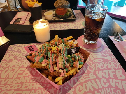 2025 Amsterdam Vegan Junkfood Bar