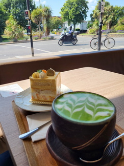2025 London WA Cafe Mango Cake + Matcha Latte
