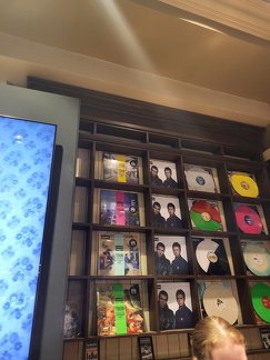 2025 Edinburgh Oasis Popup Store